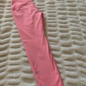 ALO Yoga Women's 7/8 Length Pink Legging: Size XS
